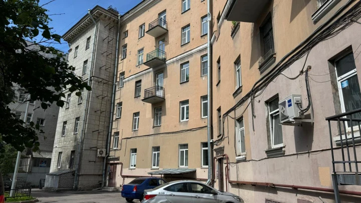 Кладовка 5,3 кв.м. у ст.м. "Лесная"